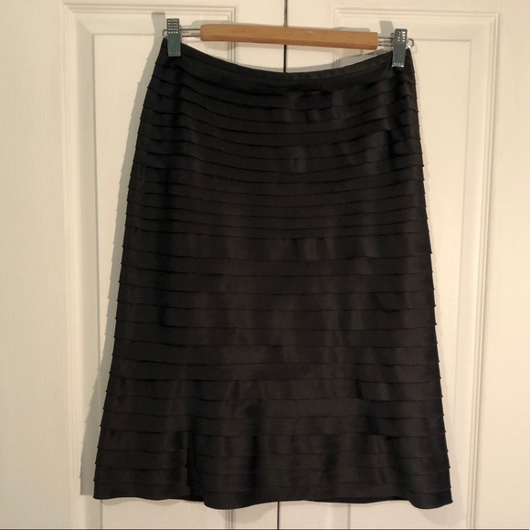 Classy Black Skirt - Picture 3 of 5